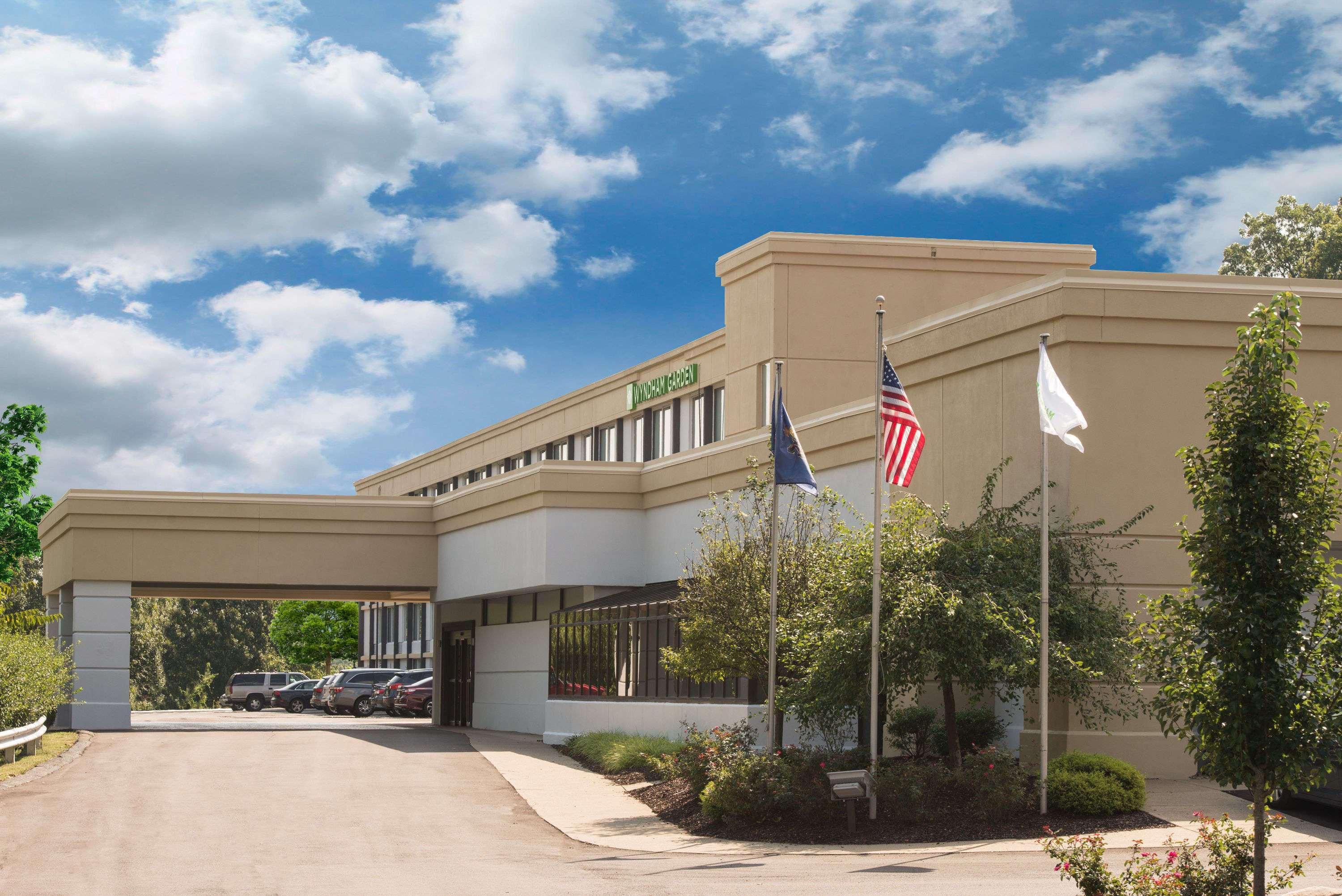 Wyndham Garden Inn Pittsburgh Airport Robinson Township Exterior foto